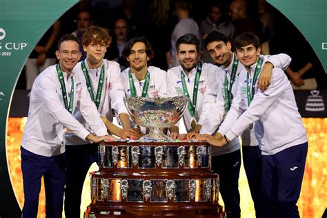 La Coppa Thomas: Un Torneo di Badminton che ha Scattato la Nascita di un Fenomeno Sportivo Malaysian