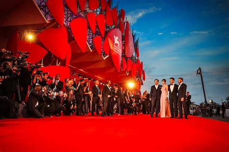  La Mostra del Cinema di Venezia 2019: Un Evento Storico che ha Celebrato il Cinema Italiano e le sue Nuove Frontiere